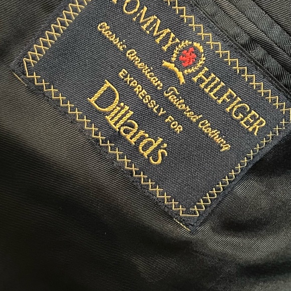 Tommy Hilfiger Navy suit w tan pinstripes. - Picture 2 of 3